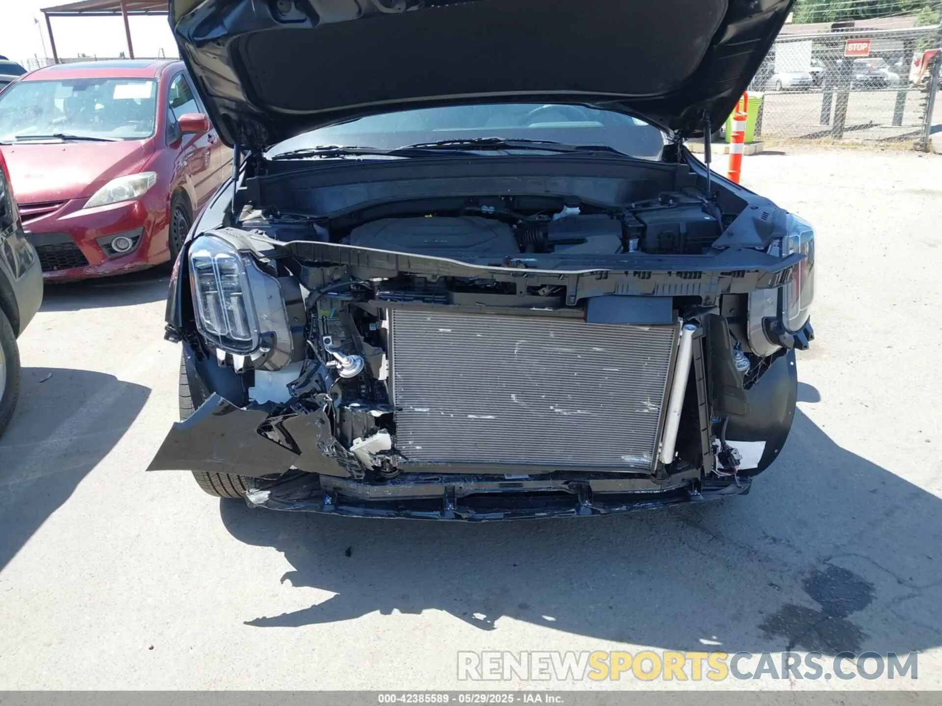 18 Photograph of a damaged car 5XYP64GC4SG623557 KIA TELLURIDE 2025
