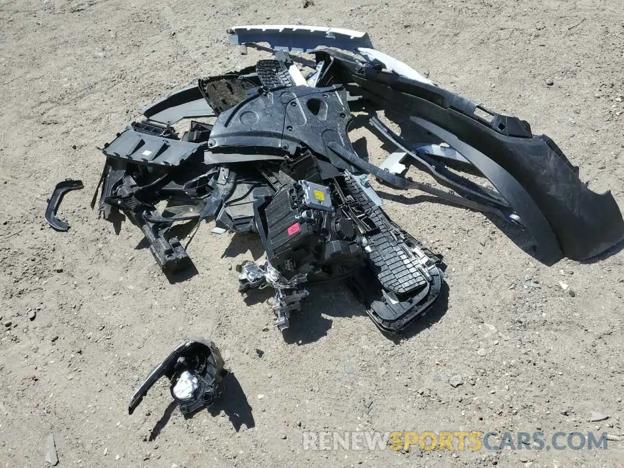 15 Photograph of a damaged car 5XYP64GC9SG579930 KIA TELLURIDE 2025