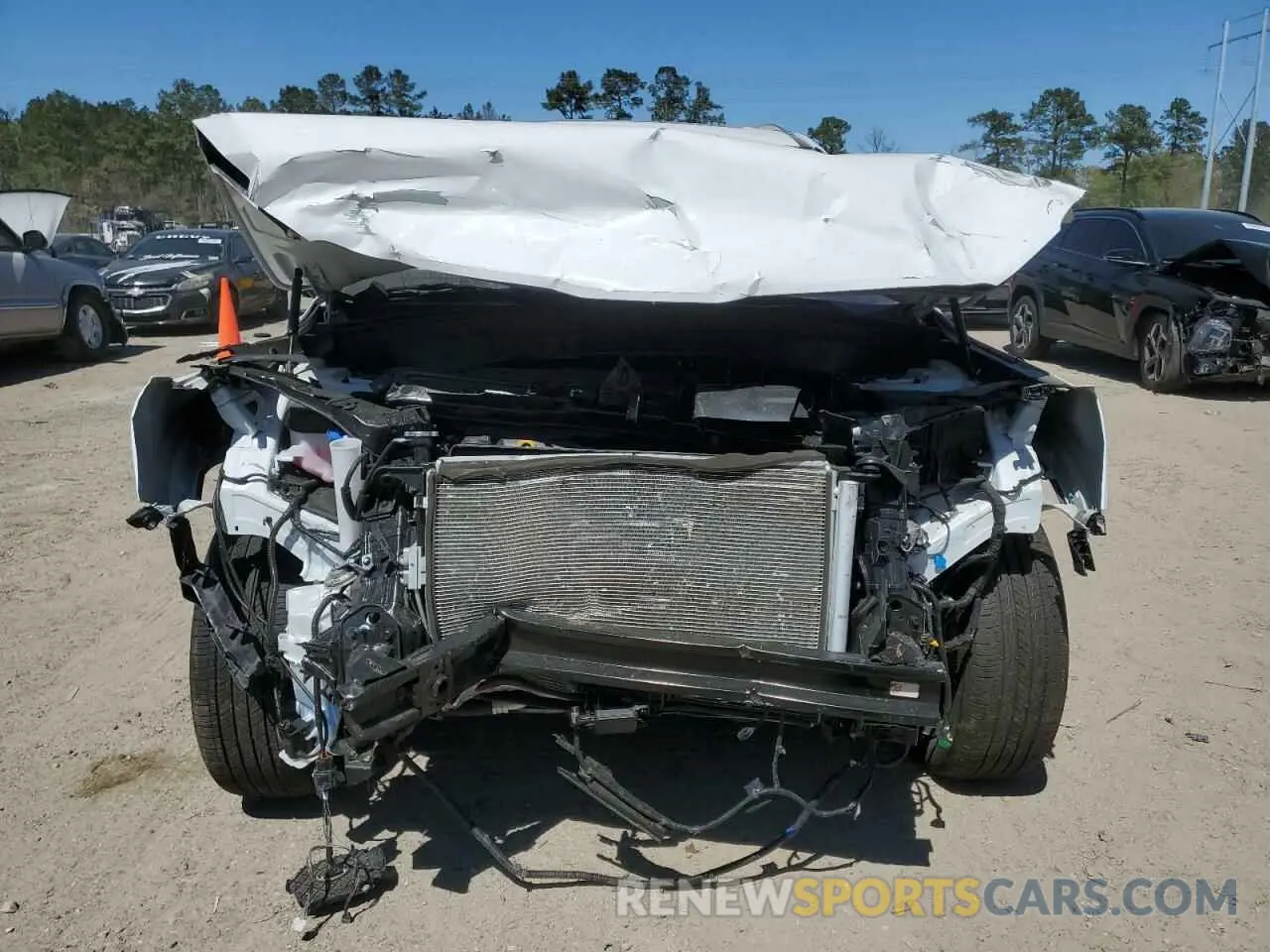 5 Photograph of a damaged car 5XYP64GC9SG579930 KIA TELLURIDE 2025