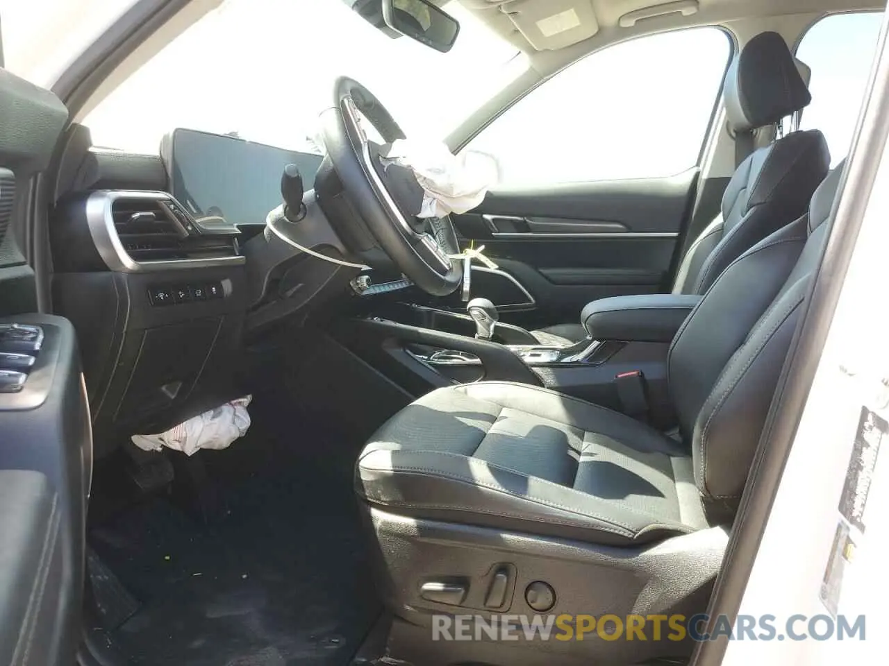 7 Photograph of a damaged car 5XYP64GC9SG579930 KIA TELLURIDE 2025