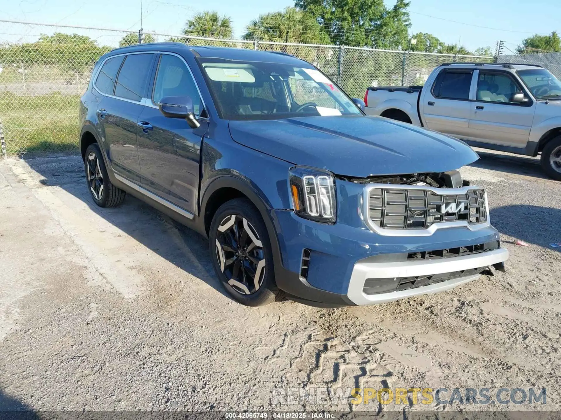 1 Photograph of a damaged car 5XYP64GCXSG587826 KIA TELLURIDE 2025