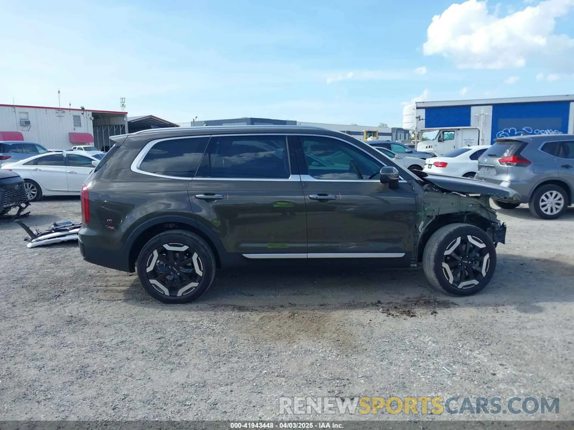 14 Photograph of a damaged car 5XYP64GCXSG593593 KIA TELLURIDE 2025