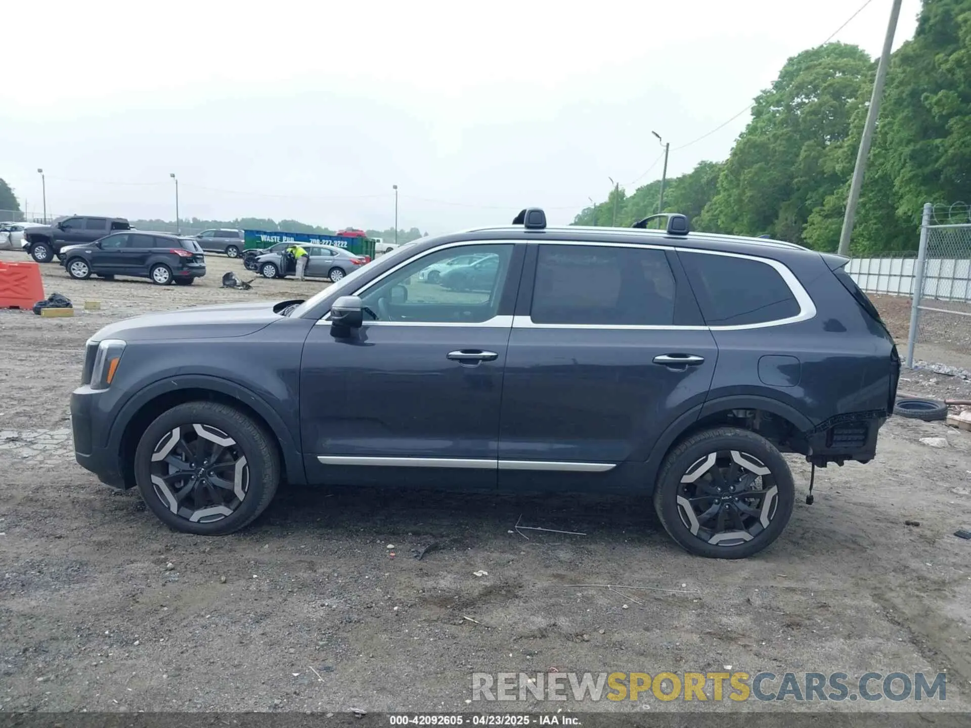 14 Photograph of a damaged car 5XYP64GCXSG619190 KIA TELLURIDE 2025