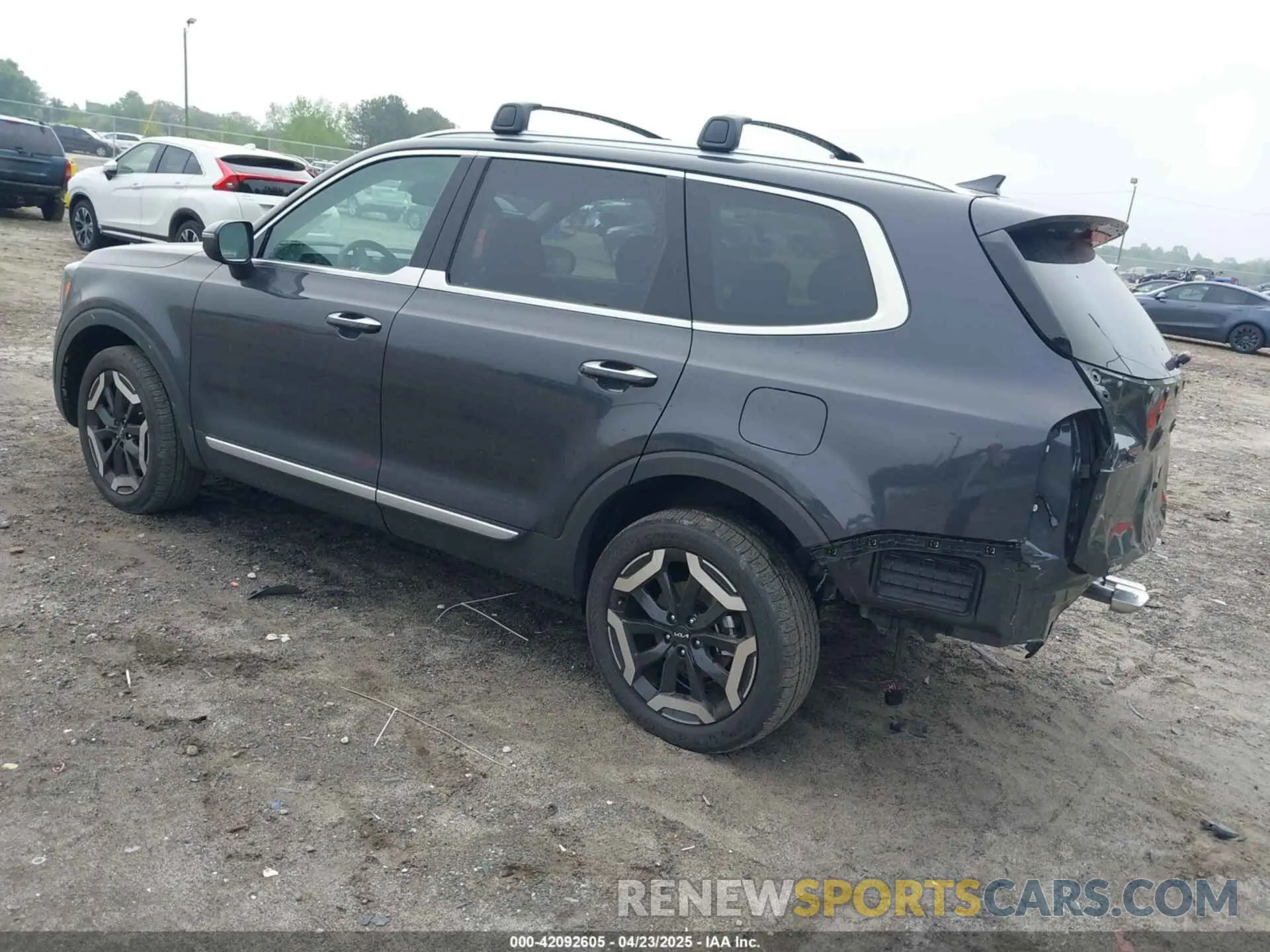3 Photograph of a damaged car 5XYP64GCXSG619190 KIA TELLURIDE 2025