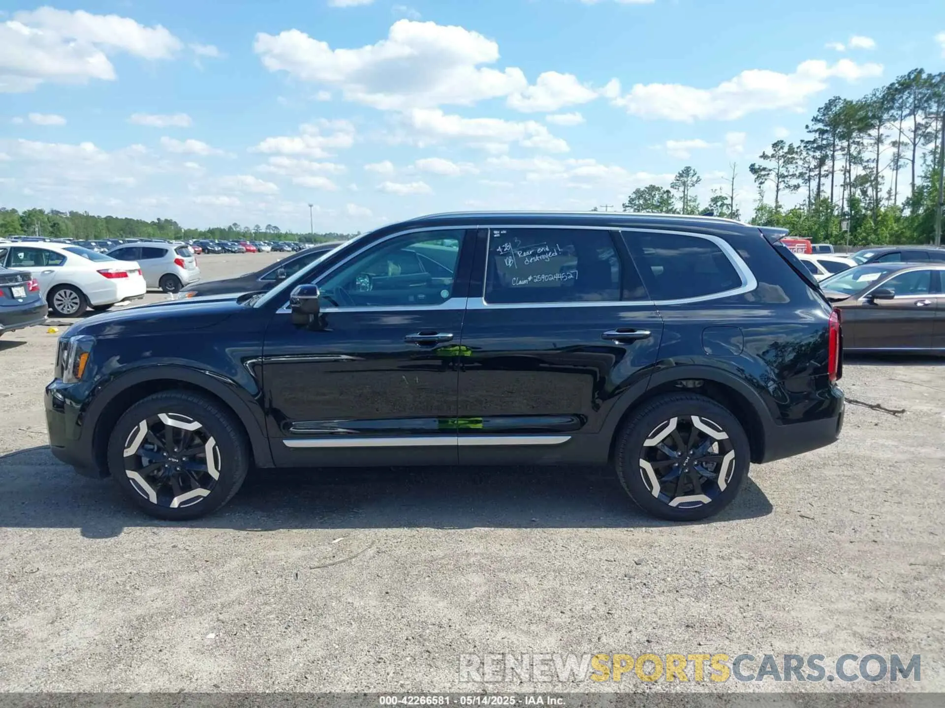 14 Photograph of a damaged car 5XYP6DGC0SG589844 KIA TELLURIDE 2025