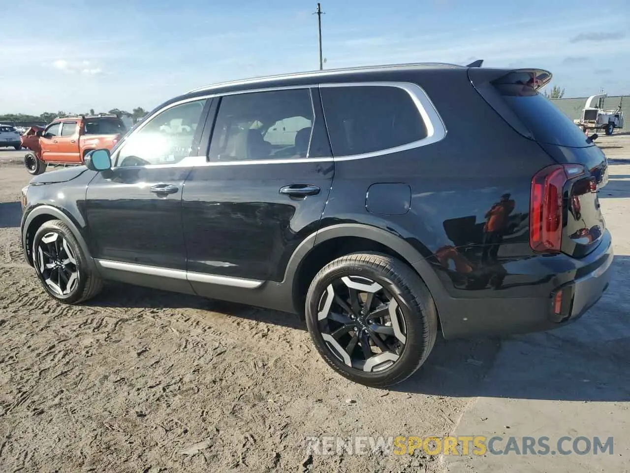 2 Photograph of a damaged car 5XYP6DGC1SG601614 KIA TELLURIDE 2025