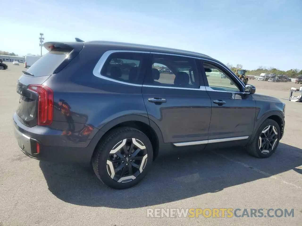3 Photograph of a damaged car 5XYP6DGC3SG577316 KIA TELLURIDE 2025