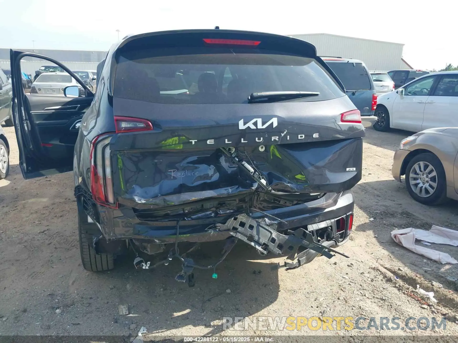 6 Photograph of a damaged car 5XYP6DGC4SG604345 KIA TELLURIDE 2025