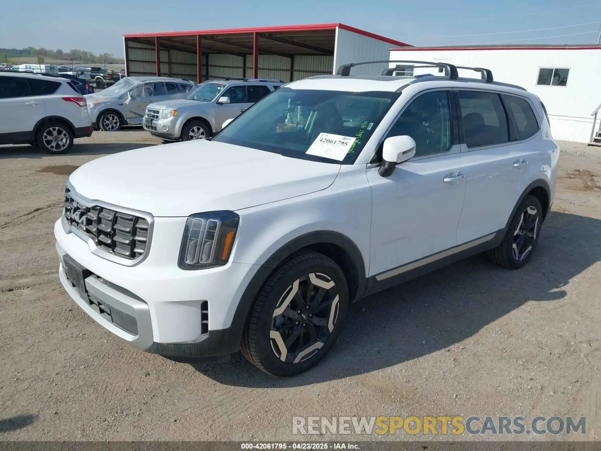2 Photograph of a damaged car 5XYP6DGC6SG580694 KIA TELLURIDE 2025