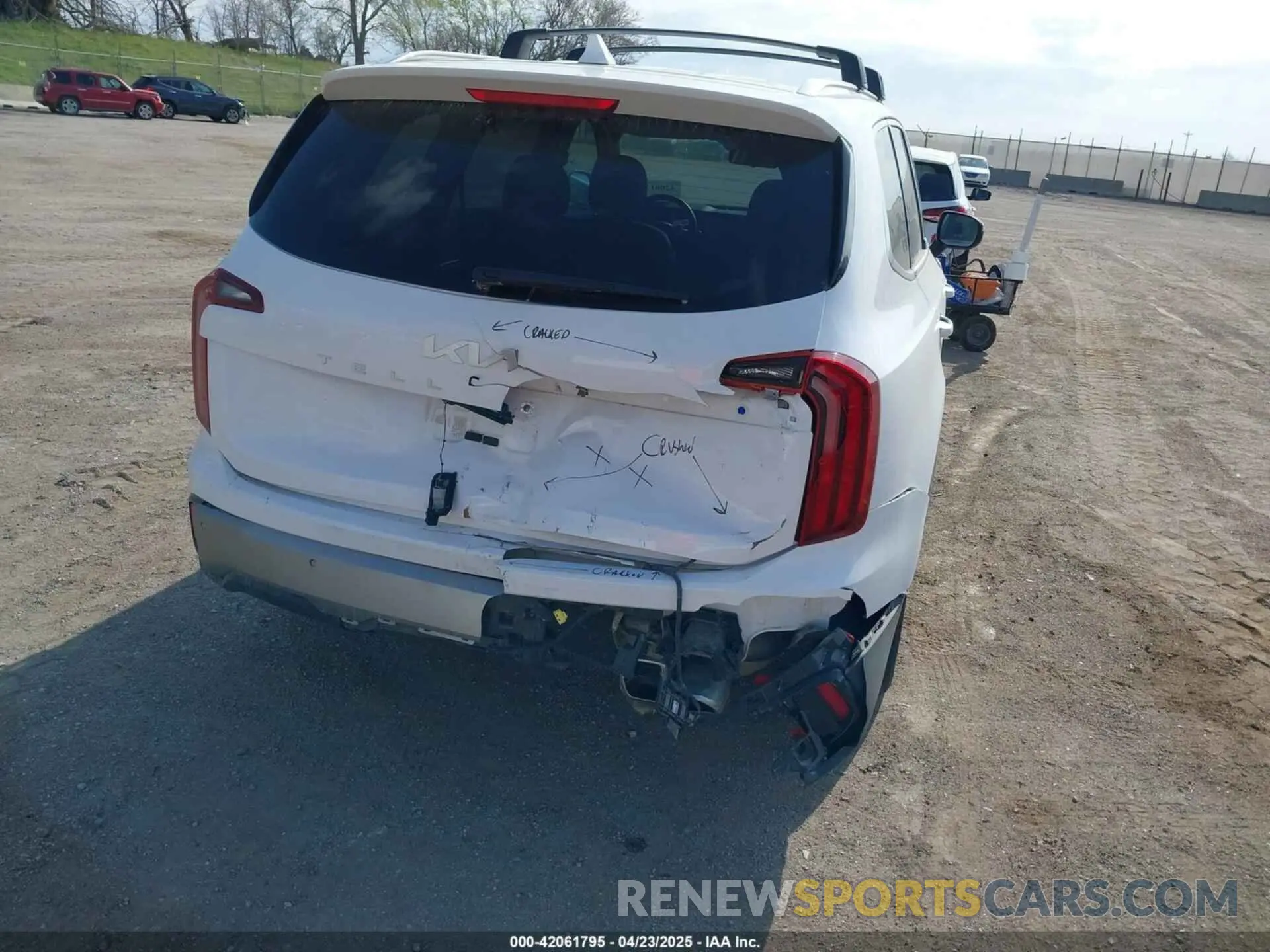 6 Photograph of a damaged car 5XYP6DGC6SG580694 KIA TELLURIDE 2025