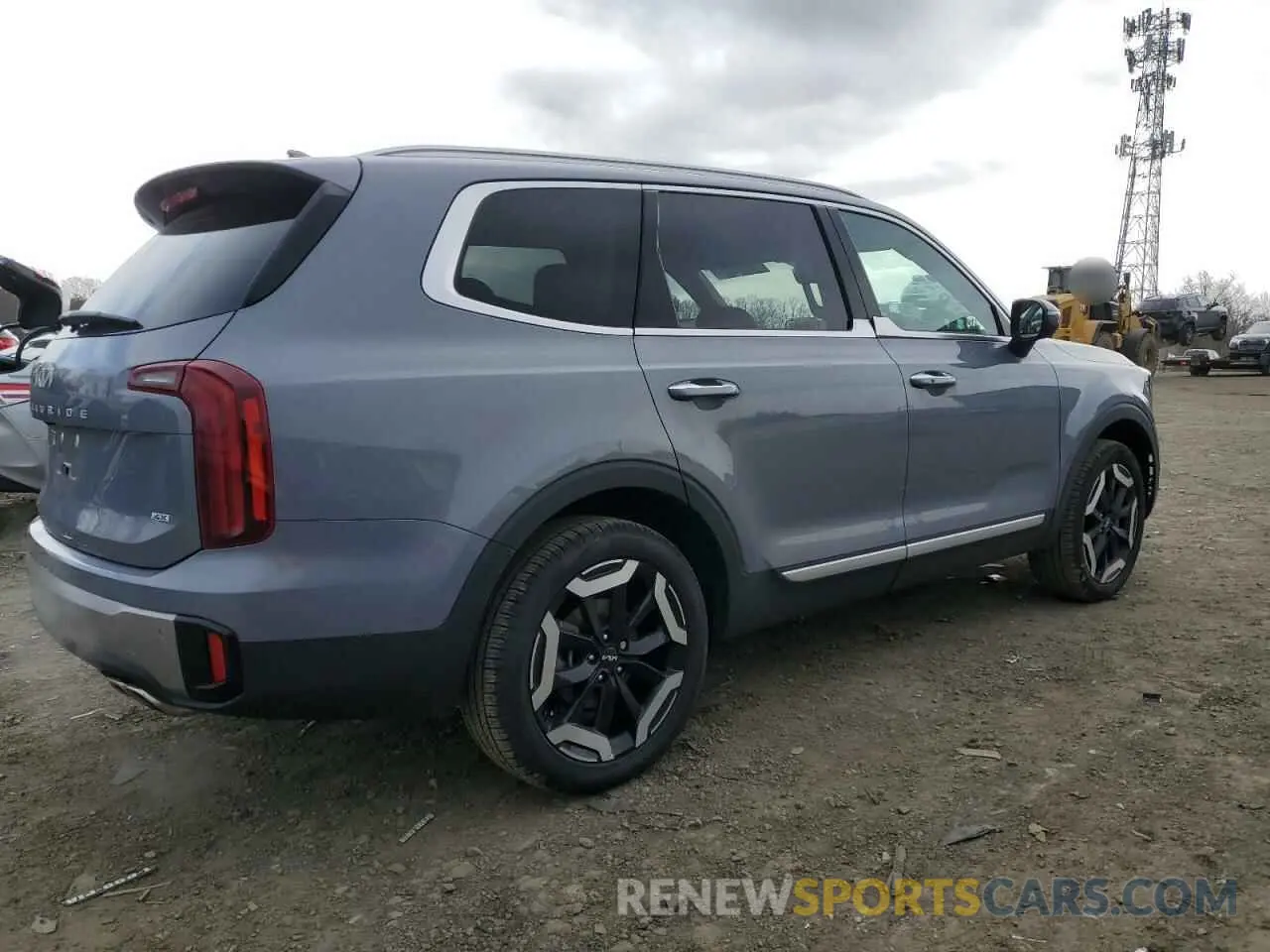 3 Photograph of a damaged car 5XYP6DGC8SG600153 KIA TELLURIDE 2025