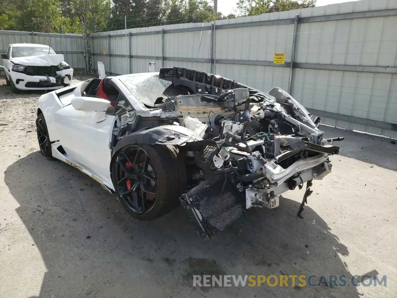 1 Photograph of a damaged car ZHWUR2ZF1KLA11532 LAMBORGHINI ALL MODELS 2019