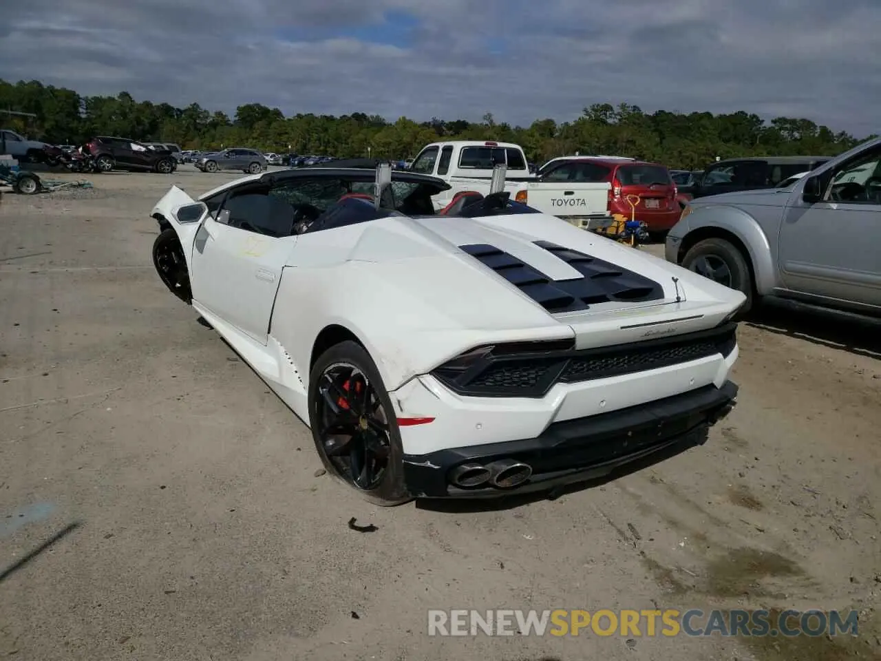 3 Photograph of a damaged car ZHWUR2ZF1KLA11532 LAMBORGHINI ALL MODELS 2019