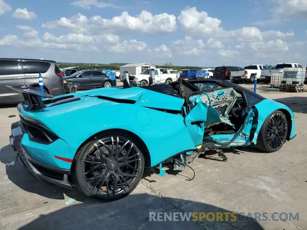 3 Photograph of a damaged car ZHWUS4ZF3KLA12102 LAMBORGHINI ALL MODELS 2019