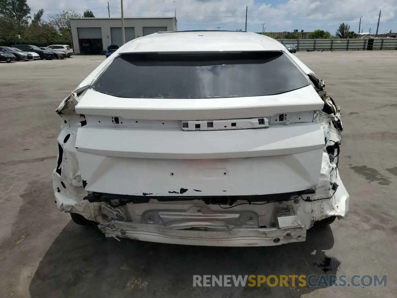 6 Photograph of a damaged car ZPBUA1ZL1KLA01041 LAMBORGHINI ALL MODELS 2019