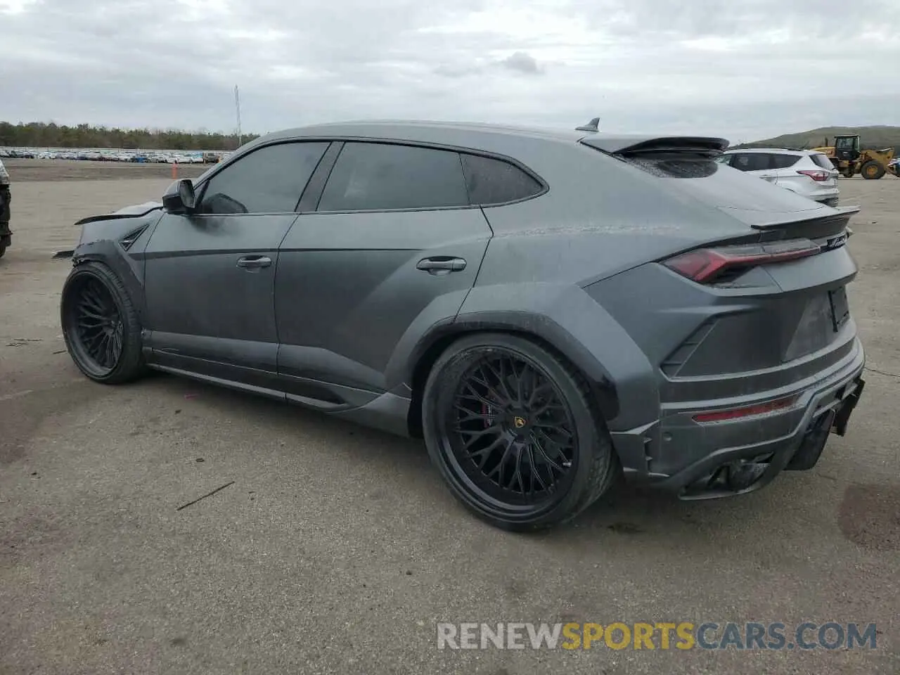2 Photograph of a damaged car ZPBUA1ZL2KLA02294 LAMBORGHINI ALL MODELS 2019
