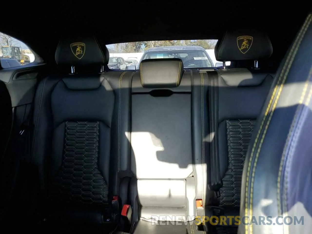 10 Photograph of a damaged car ZPBUA1ZL5KLA05920 LAMBORGHINI ALL MODELS 2019