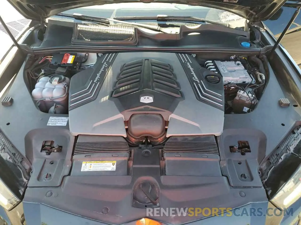 13 Photograph of a damaged car ZPBUA1ZL6KLA02282 LAMBORGHINI ALL MODELS 2019