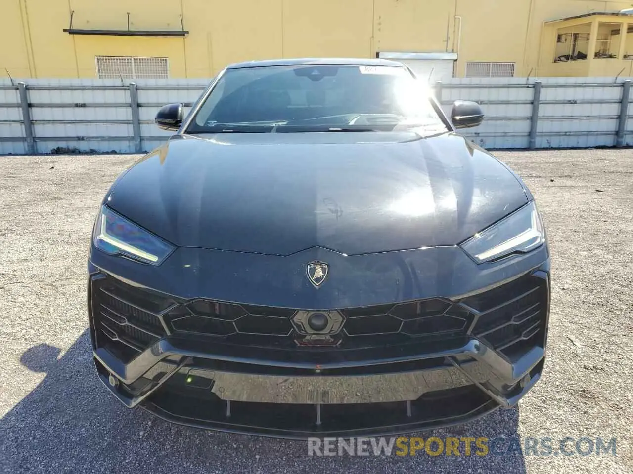 5 Photograph of a damaged car ZPBUA1ZL6KLA02282 LAMBORGHINI ALL MODELS 2019