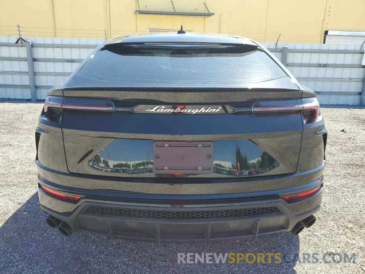 6 Photograph of a damaged car ZPBUA1ZL6KLA02282 LAMBORGHINI ALL MODELS 2019