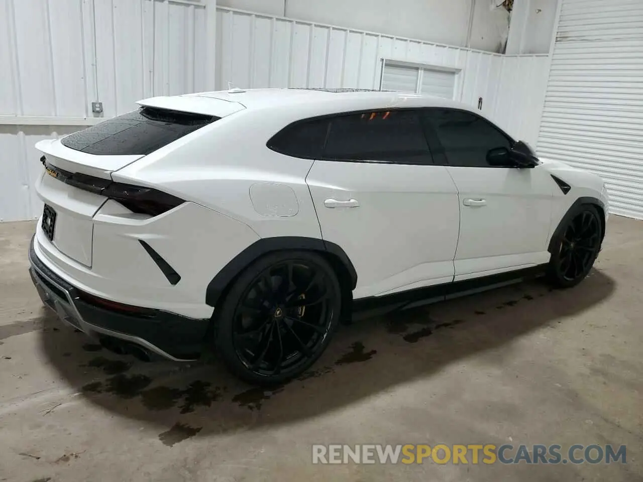 3 Photograph of a damaged car ZPBUA1ZL7KLA03750 LAMBORGHINI ALL MODELS 2019