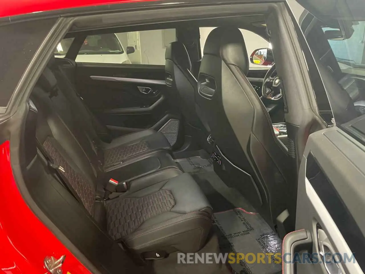 6 Photograph of a damaged car ZPBUA1ZL8KLA04356 LAMBORGHINI ALL MODELS 2019