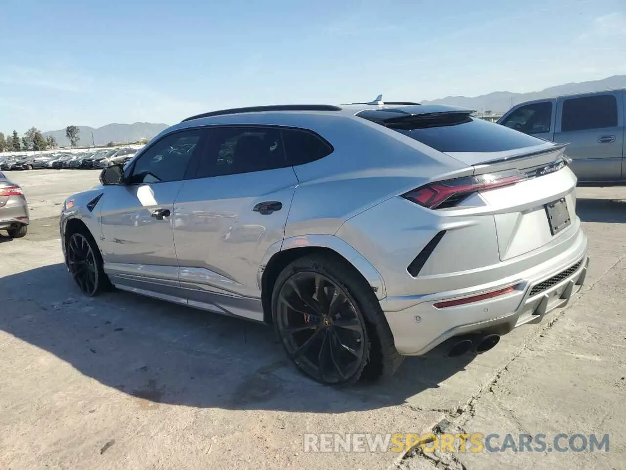 2 Photograph of a damaged car ZPBUA1ZLXKLA03290 LAMBORGHINI ALL MODELS 2019