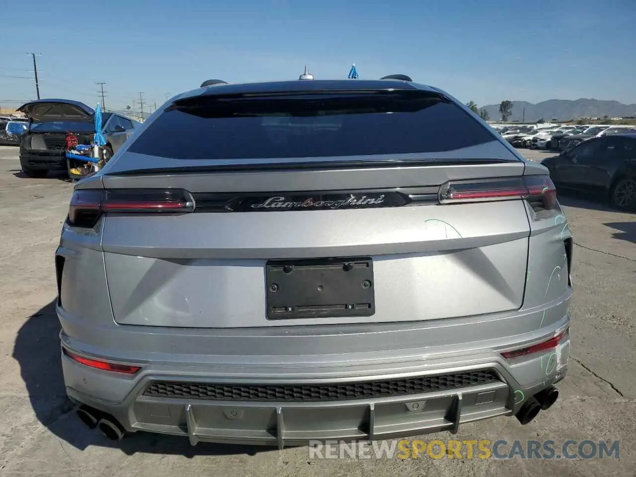 6 Photograph of a damaged car ZPBUA1ZLXKLA03290 LAMBORGHINI ALL MODELS 2019