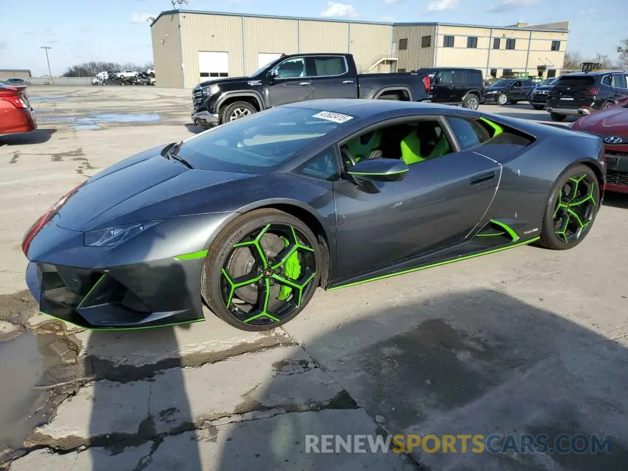 1 Photograph of a damaged car ZHWUF4ZF5LLA13239 LAMBORGHINI ALL MODELS 2020