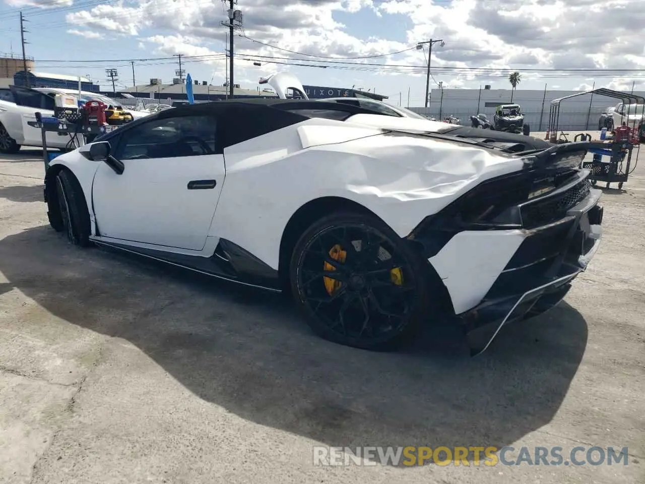 2 Photograph of a damaged car ZHWUT5ZF5LLA15426 LAMBORGHINI ALL MODELS 2020