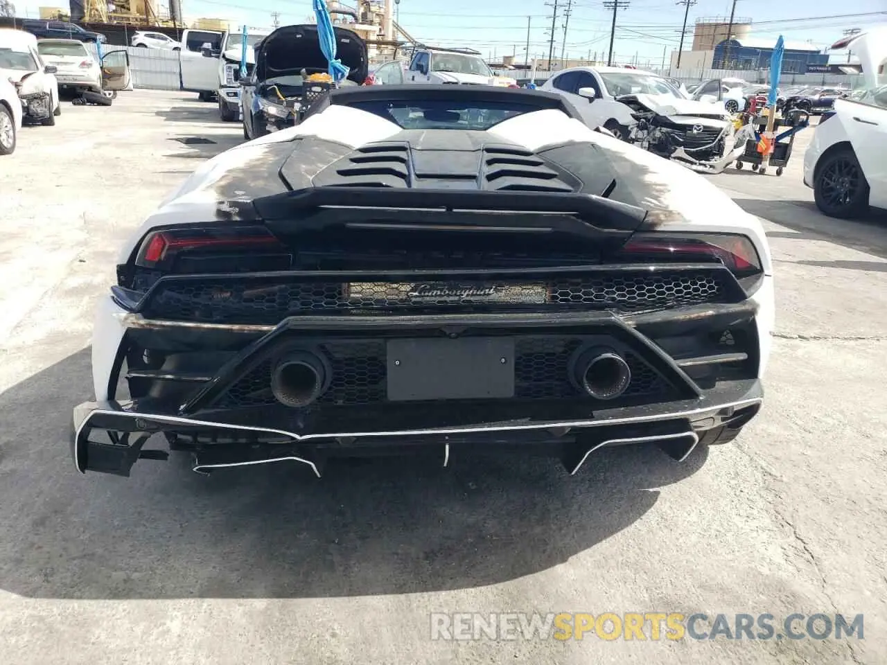 6 Photograph of a damaged car ZHWUT5ZF5LLA15426 LAMBORGHINI ALL MODELS 2020
