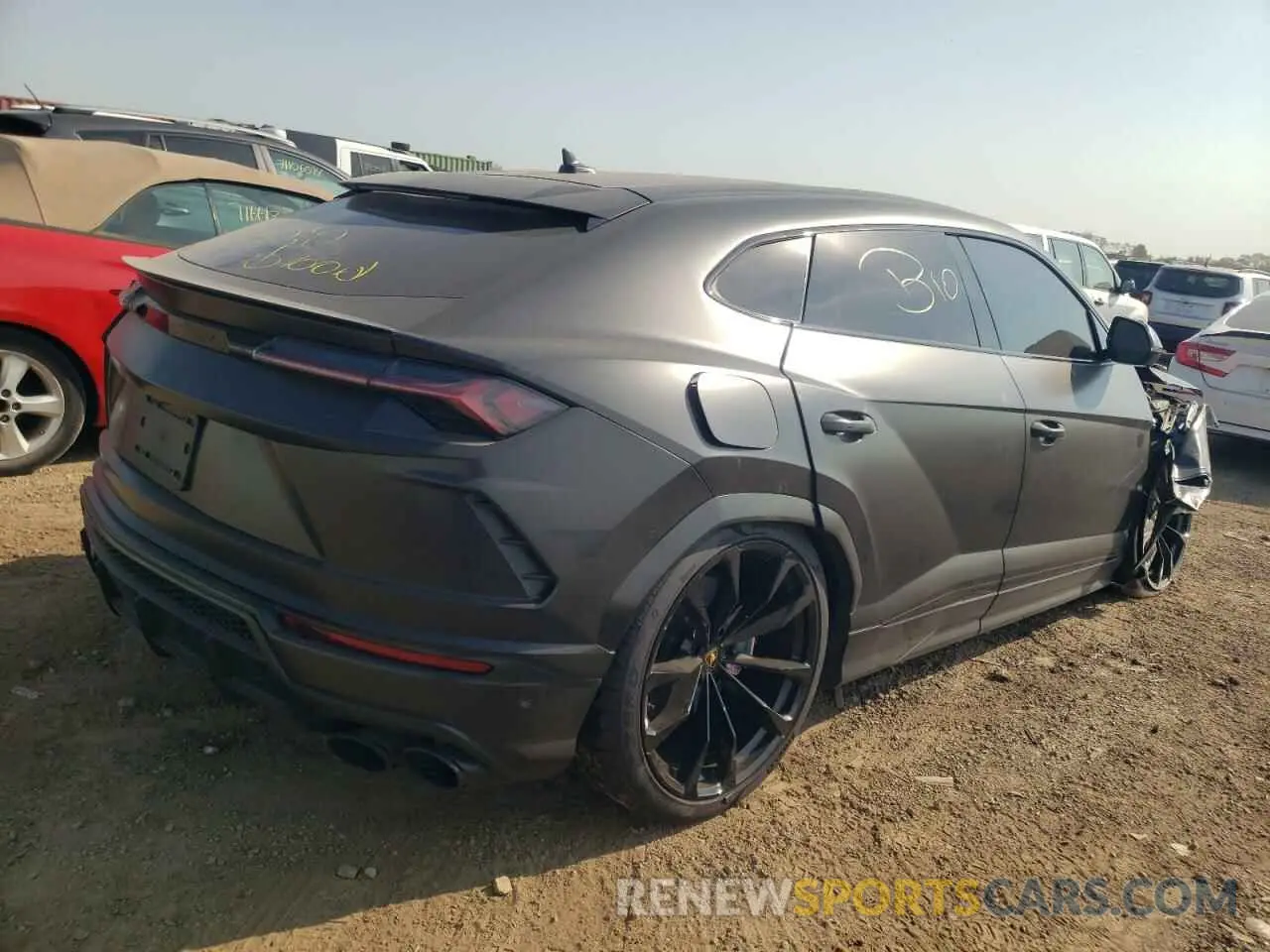 3 Photograph of a damaged car ZPBUA1ZL6LLA06611 LAMBORGHINI ALL MODELS 2020