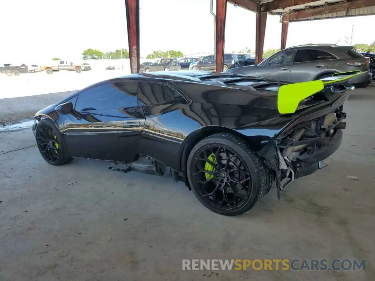 2 Photograph of a damaged car ZHWUF5ZF0MLA15889 LAMBORGHINI ALL MODELS 2021
