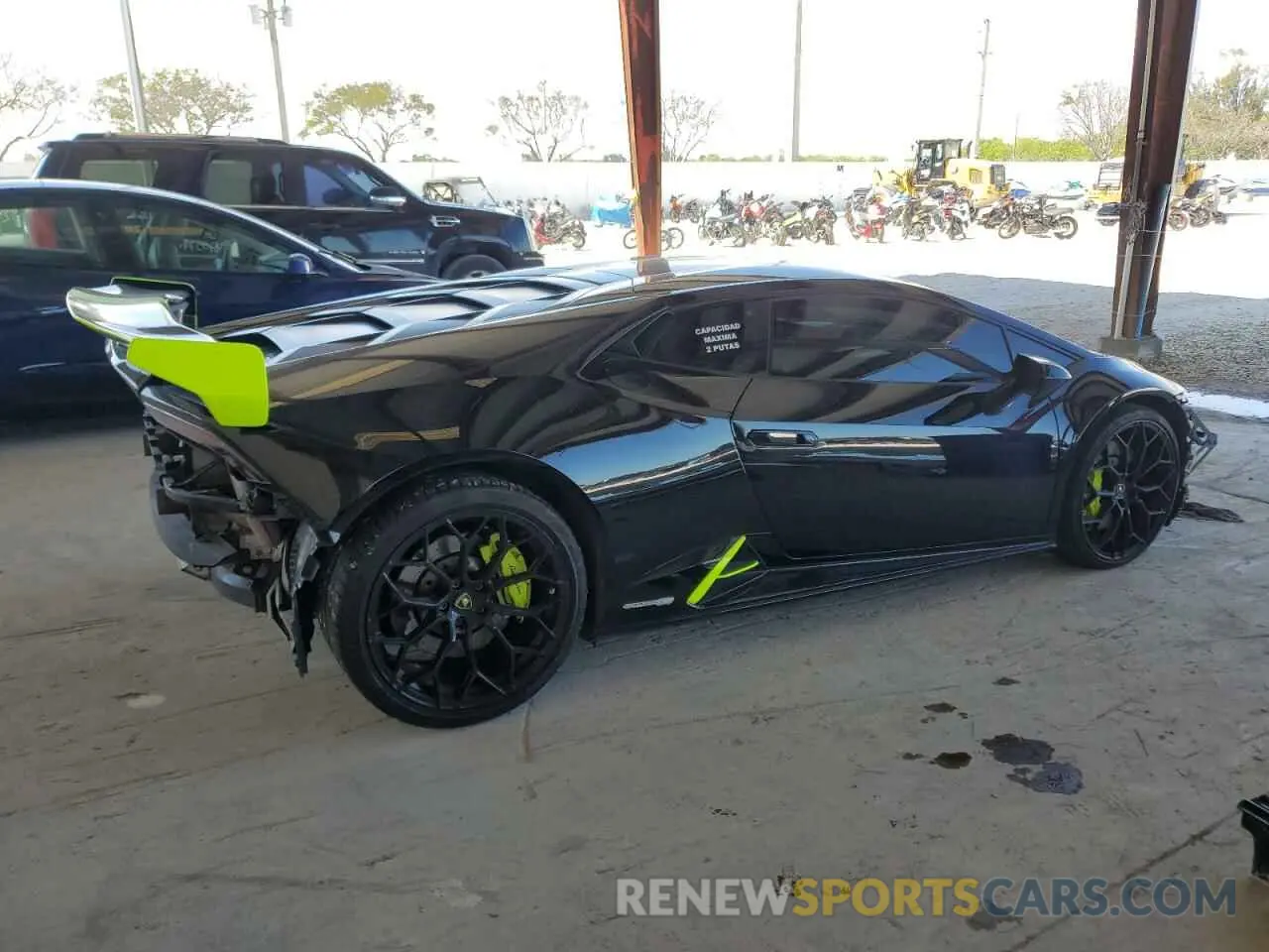 3 Photograph of a damaged car ZHWUF5ZF0MLA15889 LAMBORGHINI ALL MODELS 2021