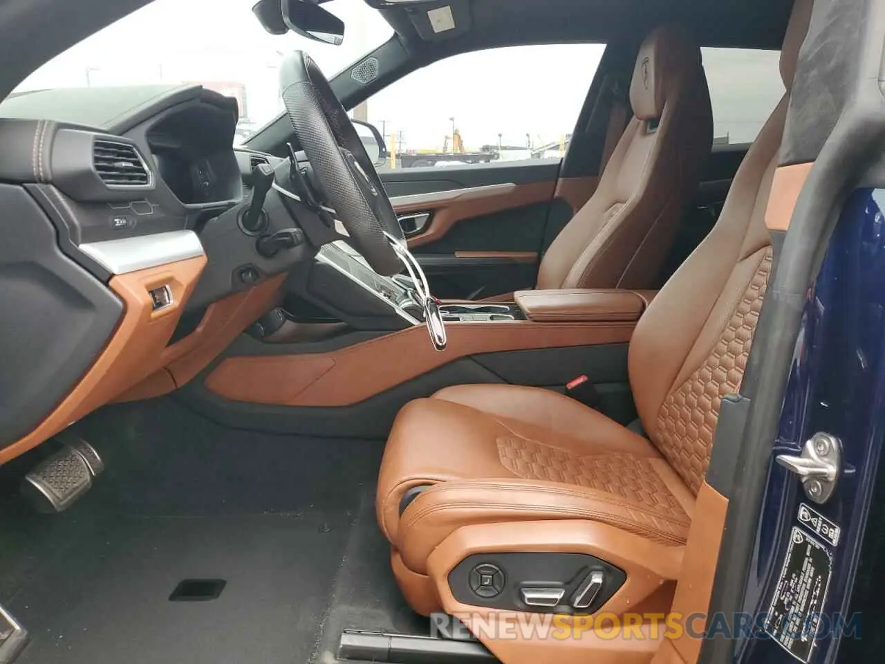 7 Photograph of a damaged car ZPBUA1ZL0MLA13913 LAMBORGHINI ALL MODELS 2021