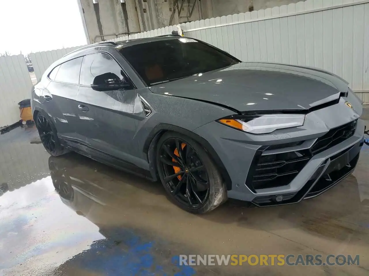 4 Photograph of a damaged car ZPBUA1ZL8NLA16768 LAMBORGHINI ALL MODELS 2022