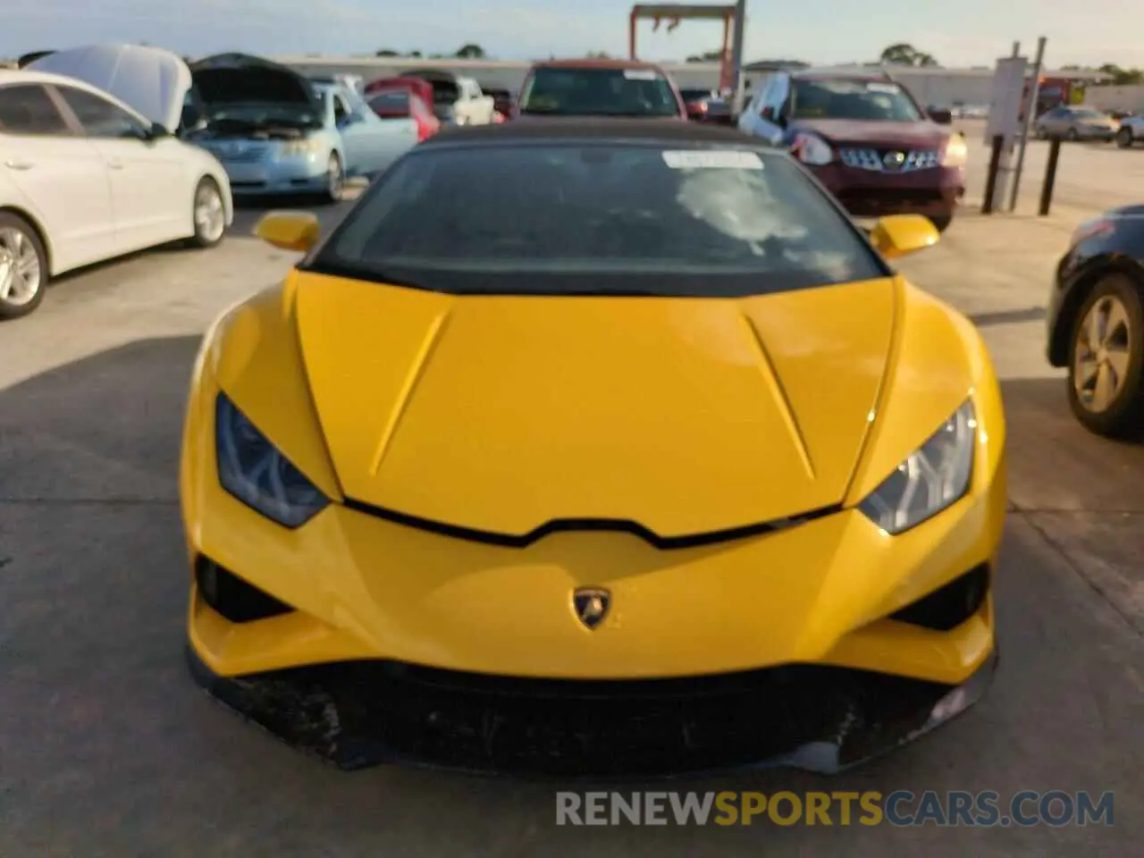 5 Photograph of a damaged car ZHWUT5ZF1PLA23321 LAMBORGHINI ALL MODELS 2023