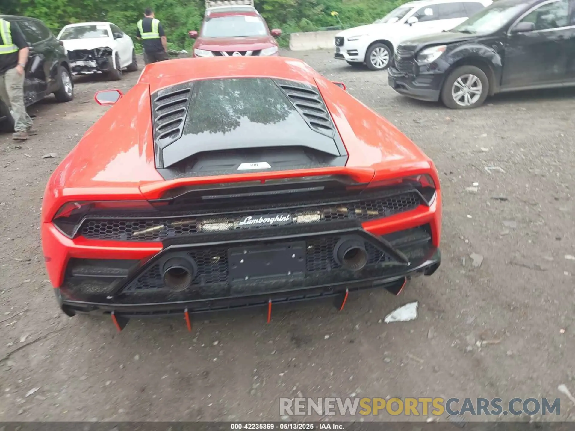16 Photograph of a damaged car ZHWUF4ZF6LLA13783 LAMBORGHINI HURACAN EVO 2020