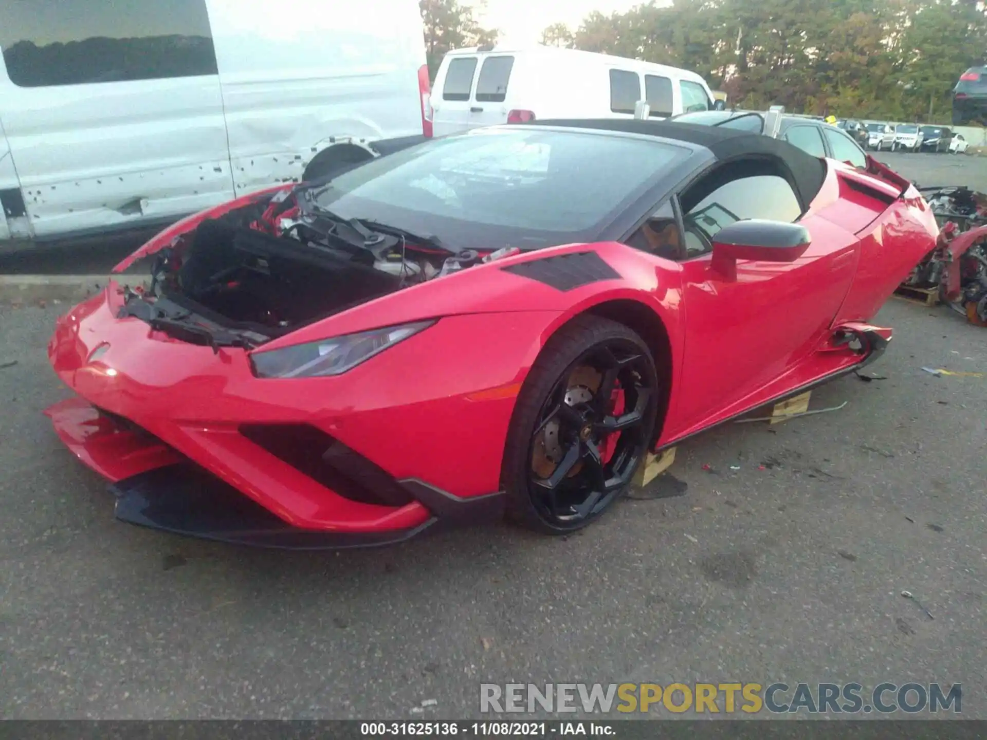 2 Photograph of a damaged car ZHWUT5ZF8LLA15534 LAMBORGHINI HURACAN EVO 2020