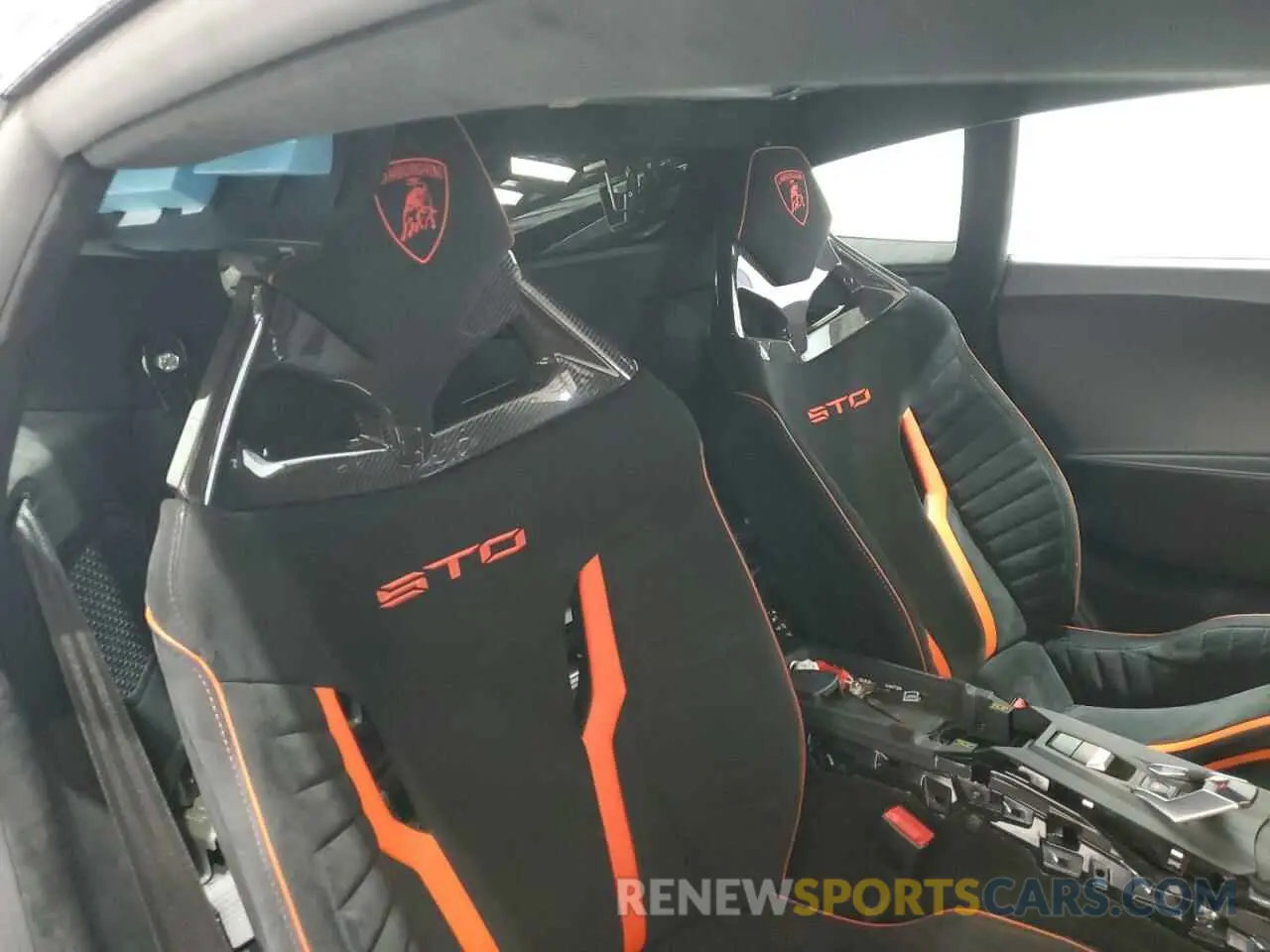 10 Photograph of a damaged car ZHWUA6ZX8NLA18196 LAMBORGHINI HURACAN ST 2022