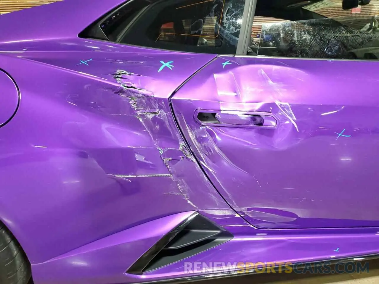 11 Photograph of a damaged car ZHWUA6ZX7PLA21724 LAMBORGHINI HURACAN ST 2023