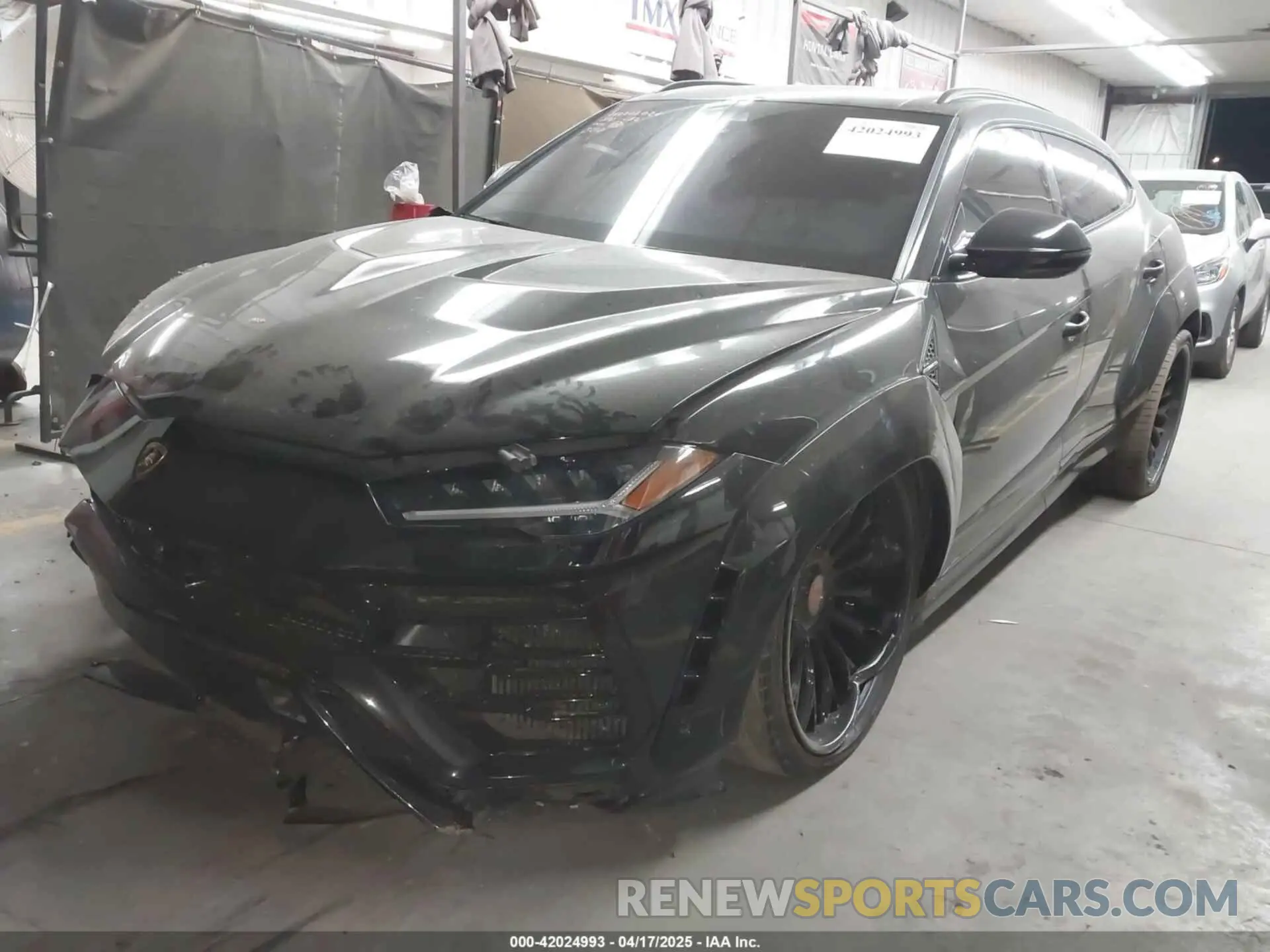 2 Photograph of a damaged car ZPBUA1ZL3KLA03213 LAMBORGHINI URUS 2019