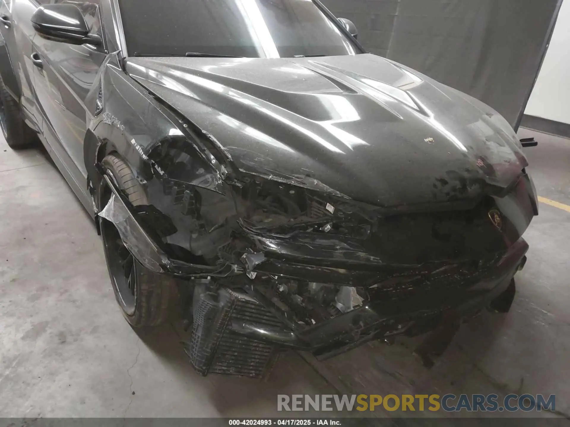 6 Photograph of a damaged car ZPBUA1ZL3KLA03213 LAMBORGHINI URUS 2019
