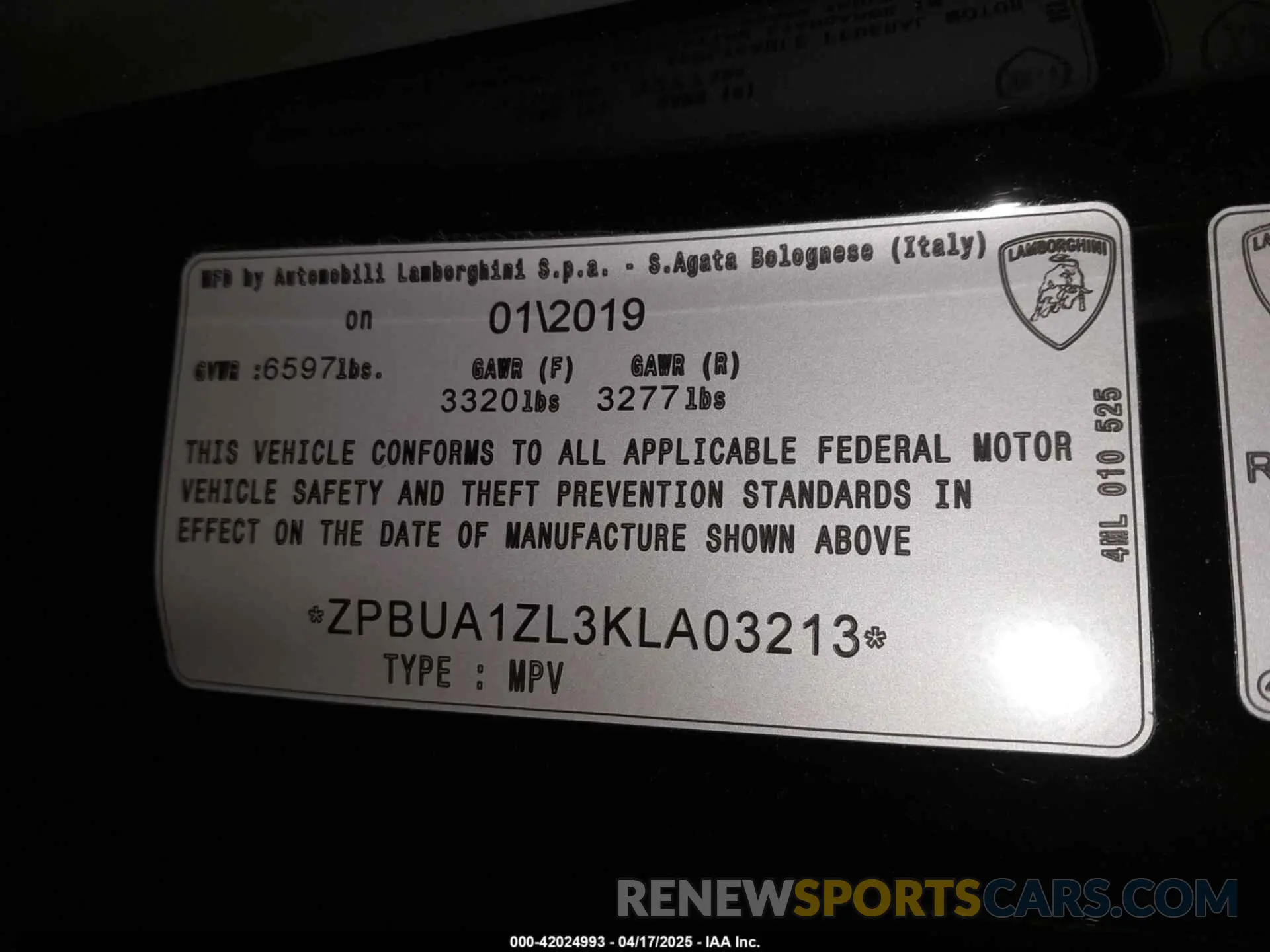 9 Photograph of a damaged car ZPBUA1ZL3KLA03213 LAMBORGHINI URUS 2019