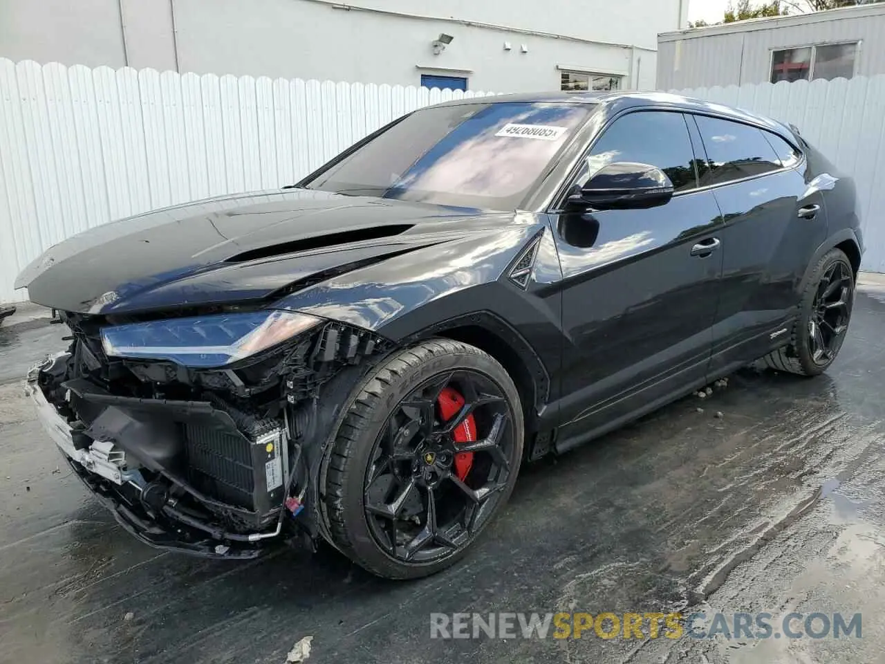 1 Photograph of a damaged car ZPBUC3ZL9PLA23771 LAMBORGHINI URUS PERFO 2023