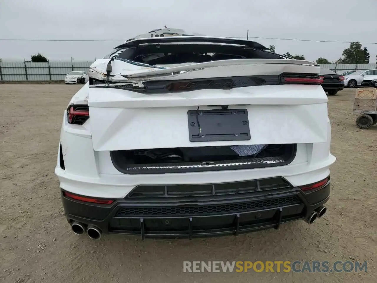 6 Photograph of a damaged car ZPBUB3ZL7RLA33480 LAMBORGHINI URUS S 2024