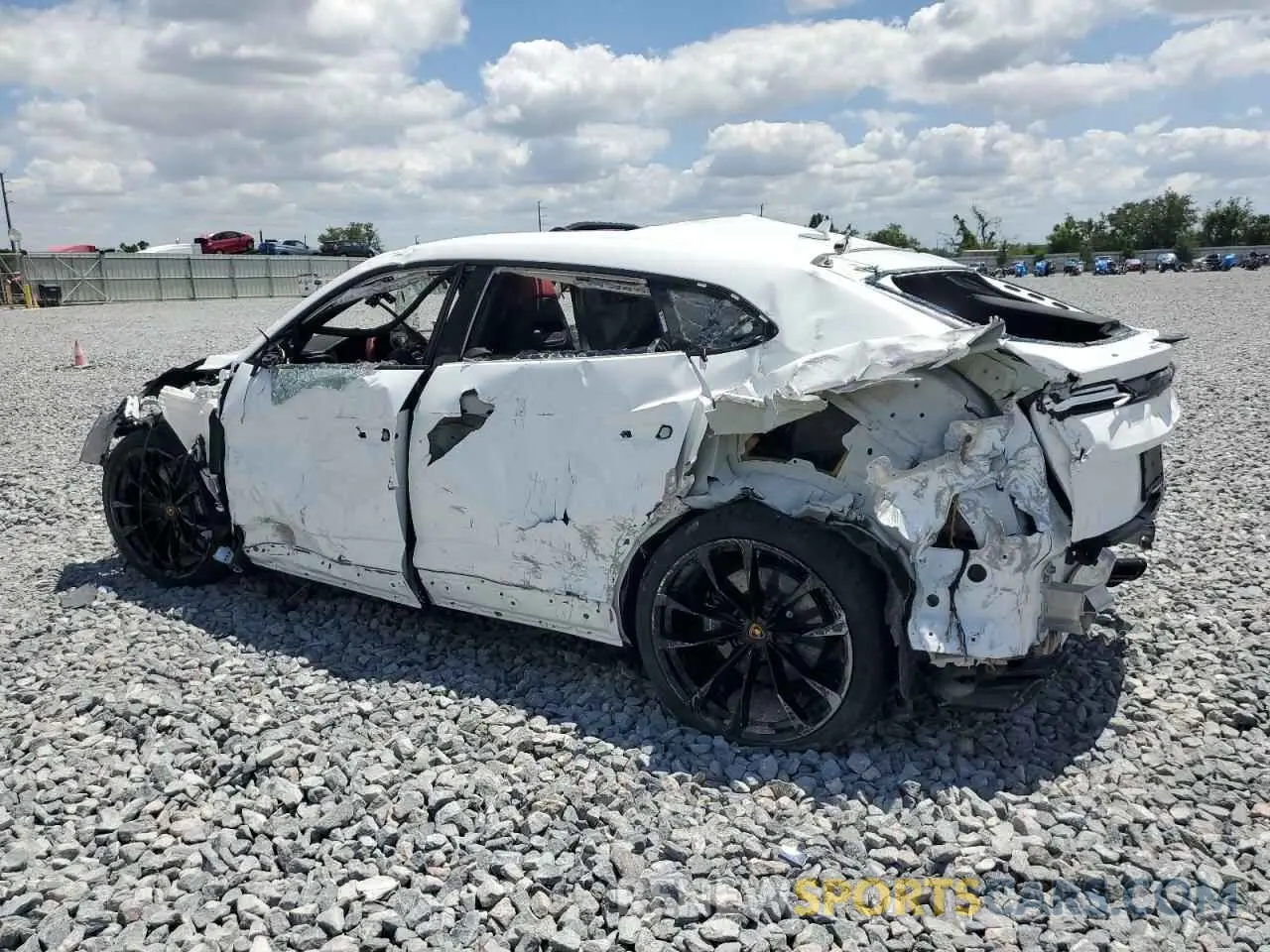 2 Photograph of a damaged car ZPBUB3ZLXRLA29858 LAMBORGHINI URUS S 2024