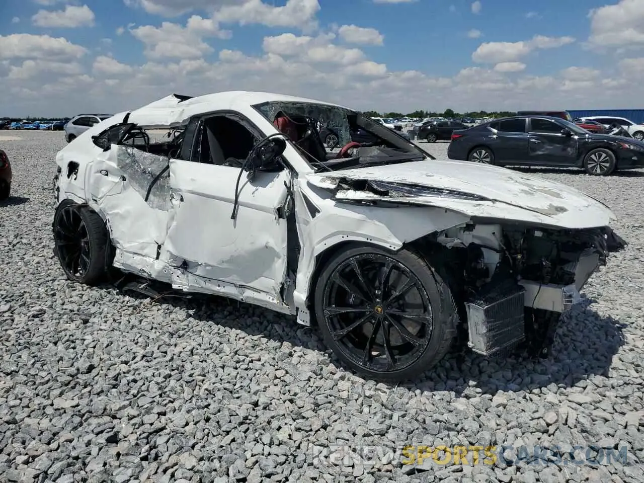 4 Photograph of a damaged car ZPBUB3ZLXRLA29858 LAMBORGHINI URUS S 2024