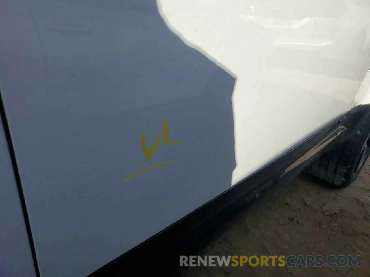 13 Photograph of a damaged car SALEW6RE4N2072216 LAND ROVER ALL OTHER 2022