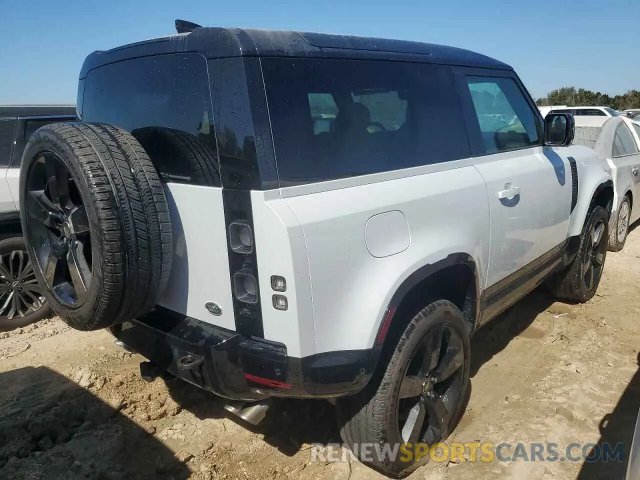 3 Photograph of a damaged car SALEW6RE4N2072216 LAND ROVER ALL OTHER 2022